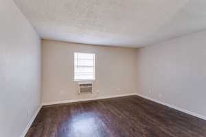 featured image of 2400 N Nottingham Way