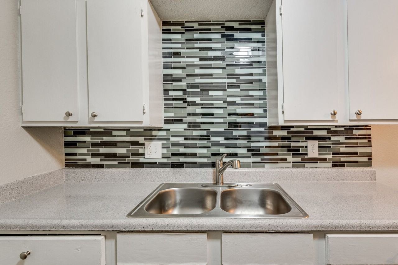 Copper Place Apartments - Photo 5 of 37