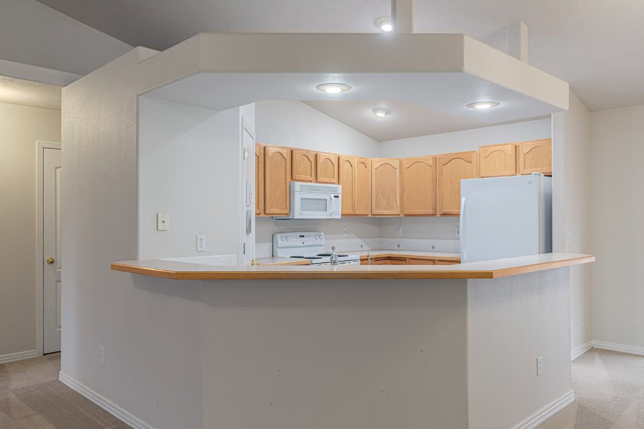 2182 E Clarene St #NA - Photo 5 of 32