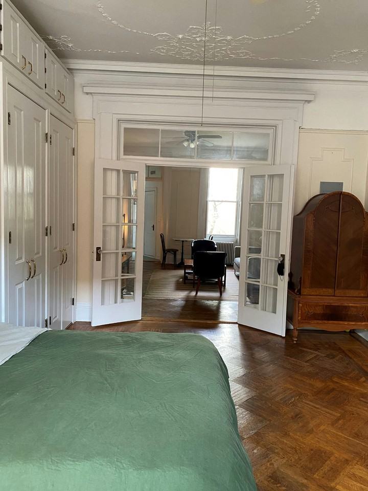 127 Pacific St - Photo 2 of 5
