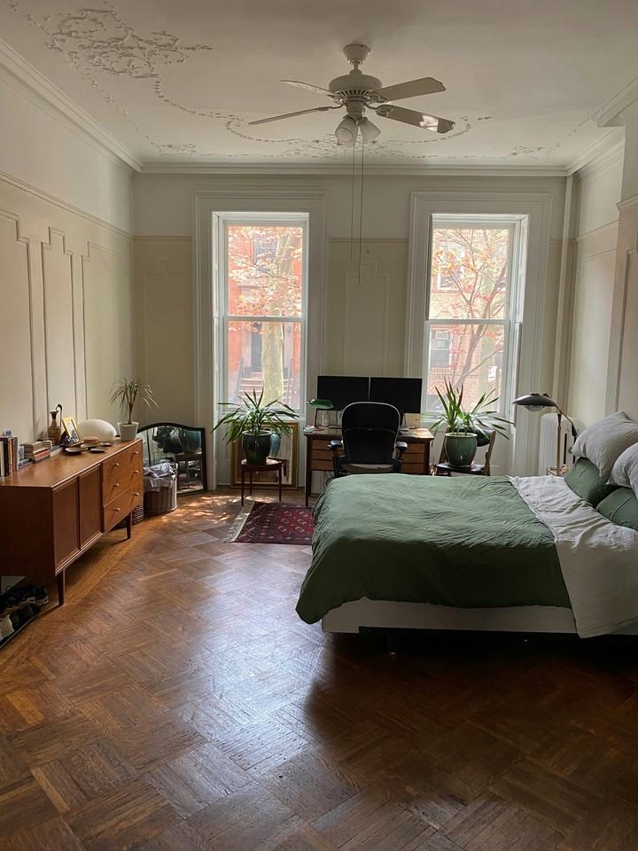 127 Pacific St - Photo 3 of 5