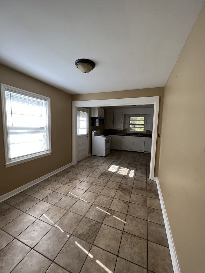 17 Omar Cir #NA - Photo 7 of 18