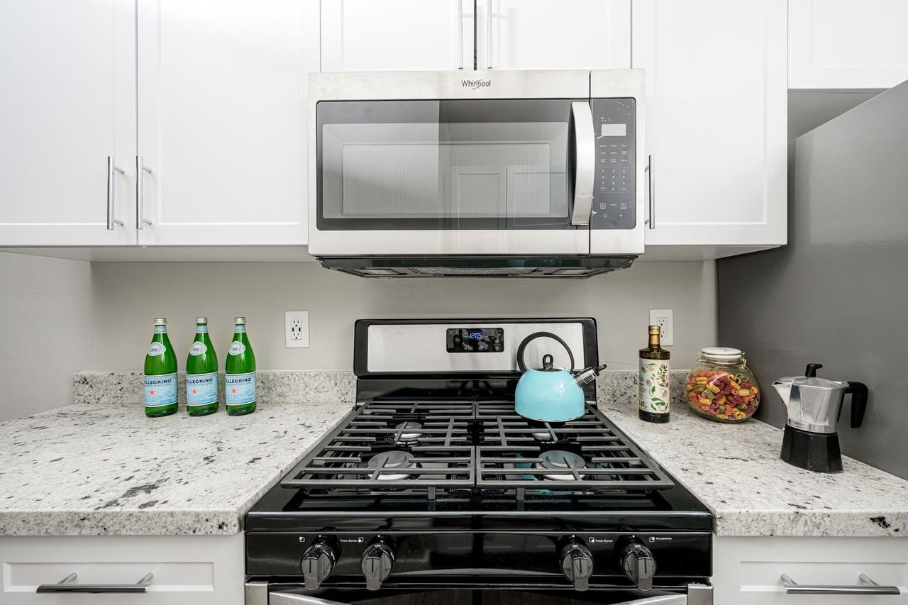 Mountain View Camarillo - Photo 2 of 26