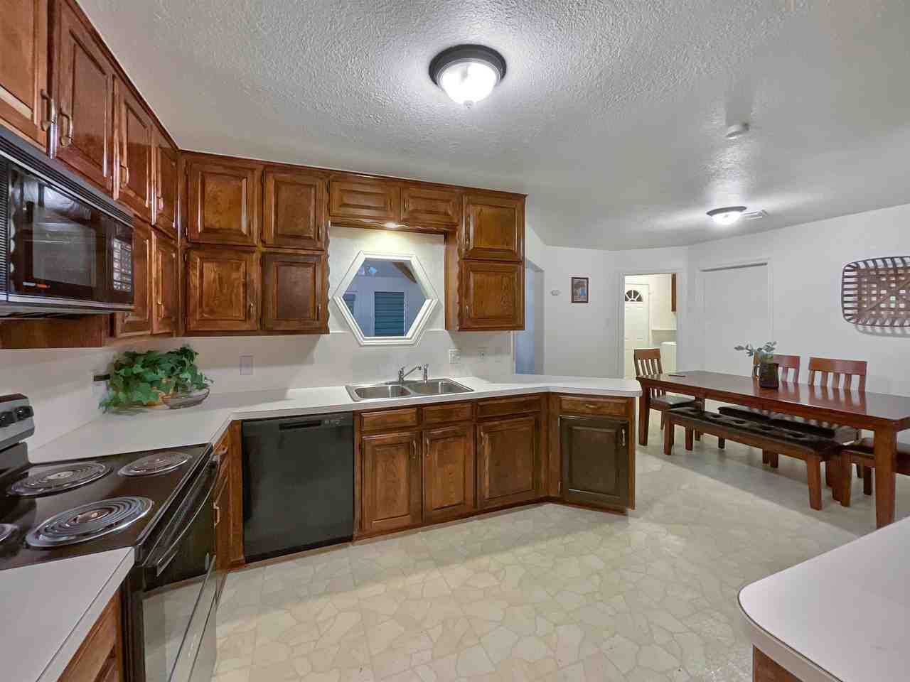 2609 Valparaiso Trail - Photo 3 of 16