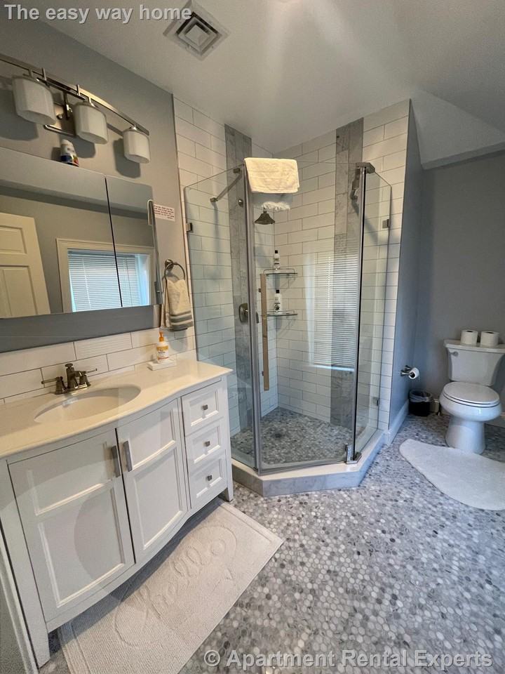 64 Flint St - Photo 5 of 22