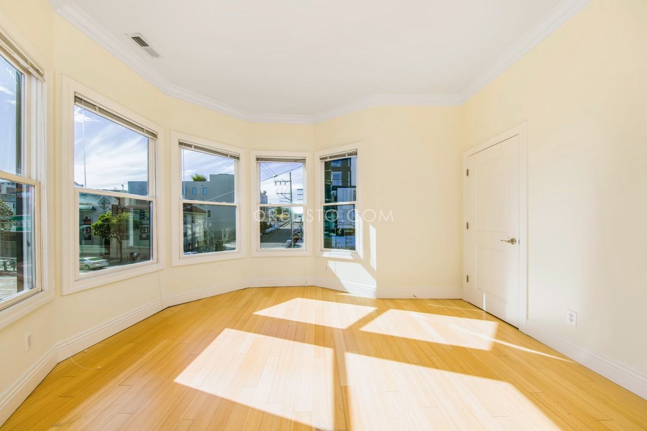 636 20th St - Photo 7 of 28