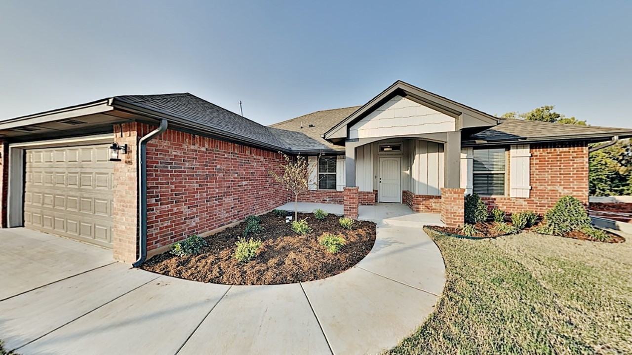 7037 Hidden Trail Ln - Photo 2 of 21