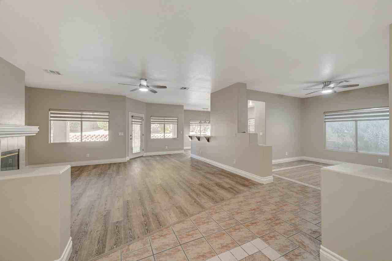 8116 Squaw Springs Ln - Photo 5 of 50