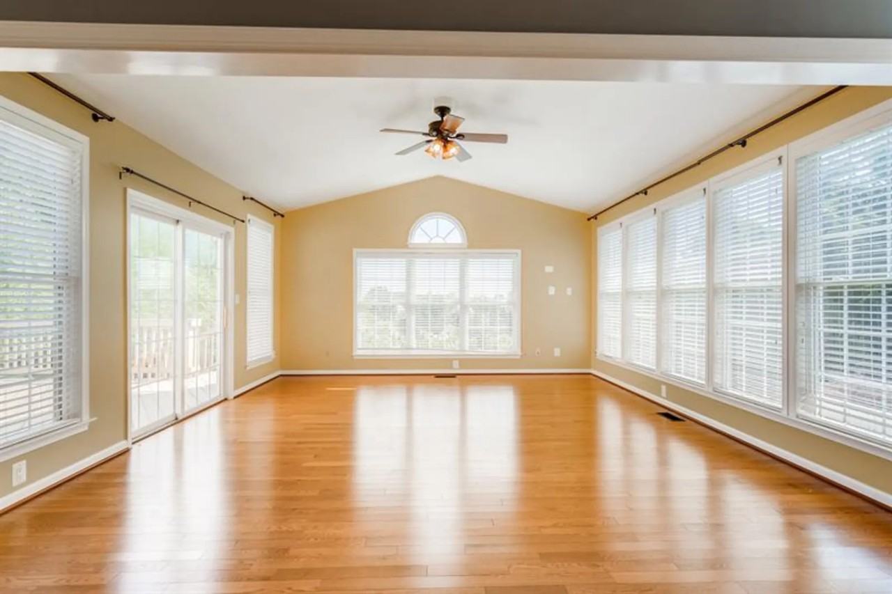 107 Calder Ct - Photo 2 of 17