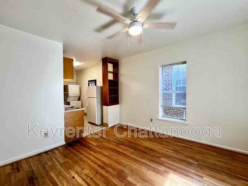 71 E 17th St - Photo 2 of 11