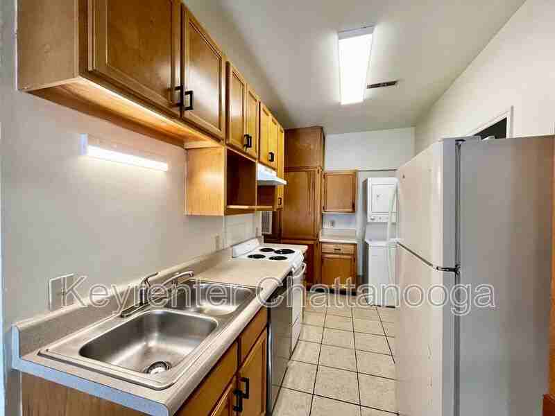 71 E 17th St - Photo 3 of 11