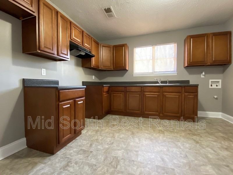 3719 Mountain Terrace St - Photo 3 of 9