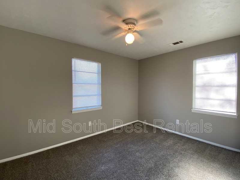 3719 Mountain Terrace St - Photo 6 of 9