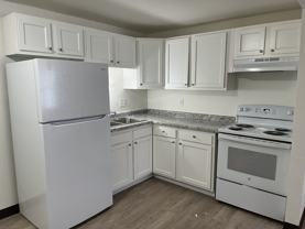 523 Spinnaker Ln - Photo 1 of 1