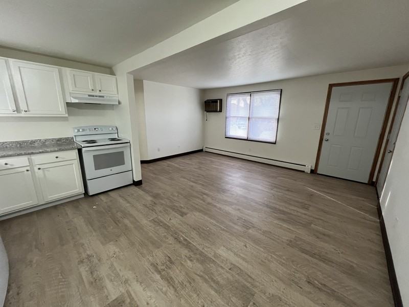 523 Spinnaker Ln - Photo 5 of 9