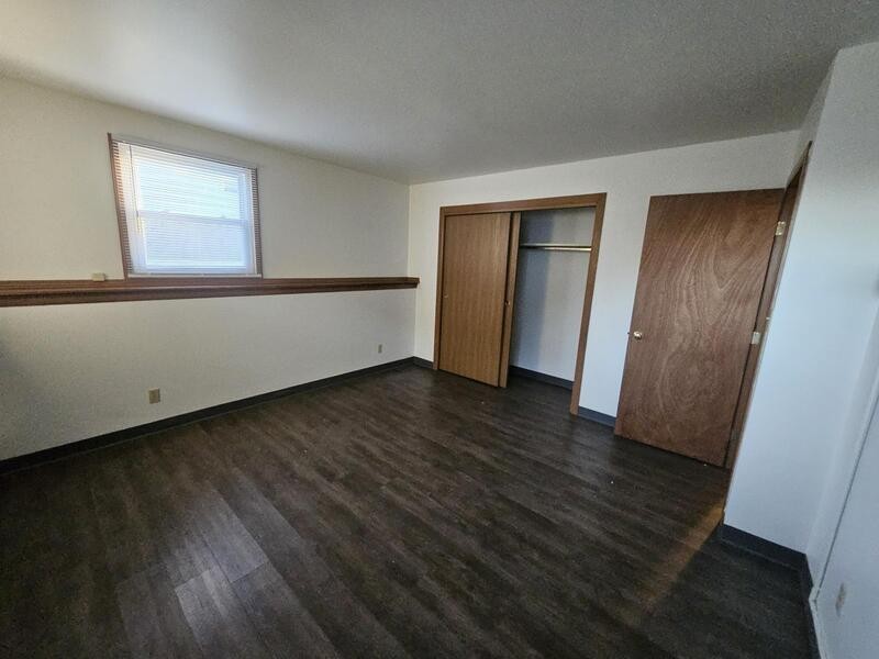 318 Joseph St - Photo 7 of 15
