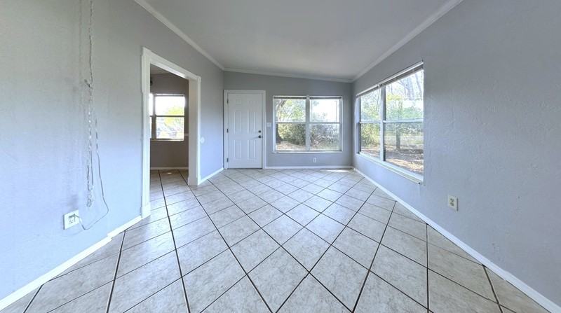 7111 Onyx Dr N - Photo 7 of 29