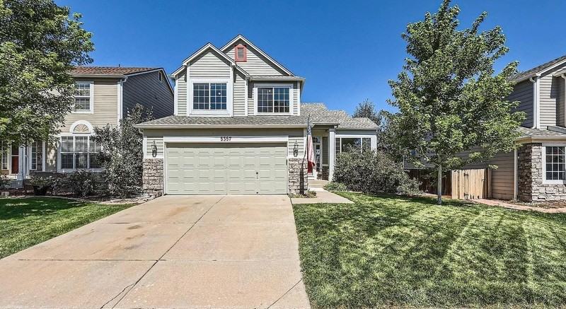 5357 E Hamilton Ave - Photo 2 of 40