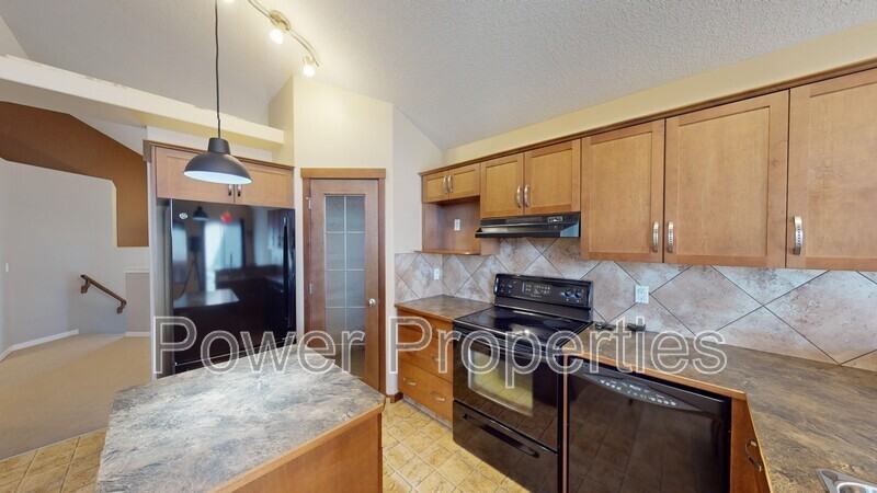 90 Cranberry Close Se - Photo 2 of 29