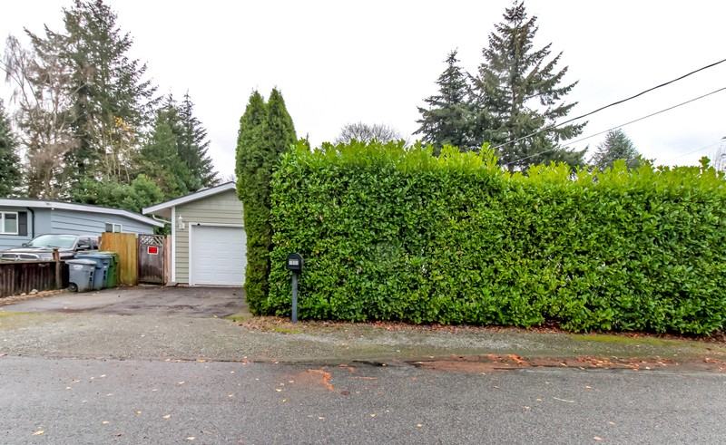 7414 21st St W - Photo 2 of 50