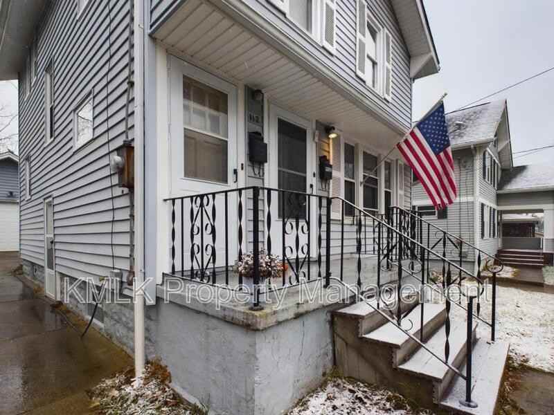 117 Hazelwood Ave - Photo 2 of 18