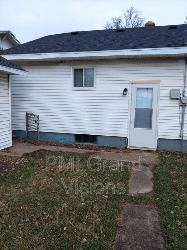 1167 E Johns Ave - Photo 3 of 23