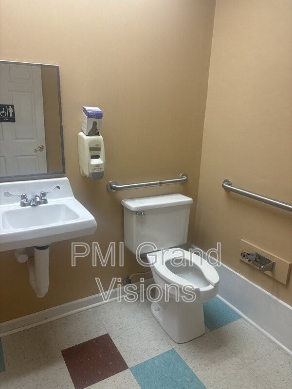 603 Monroe Ave - Photo 3 of 24