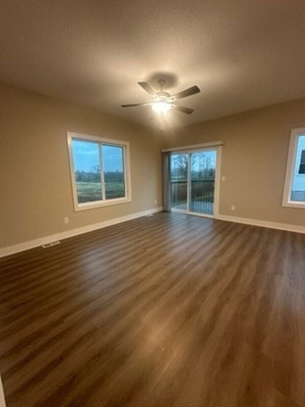 2724 Yordi Dr - Photo 3 of 21