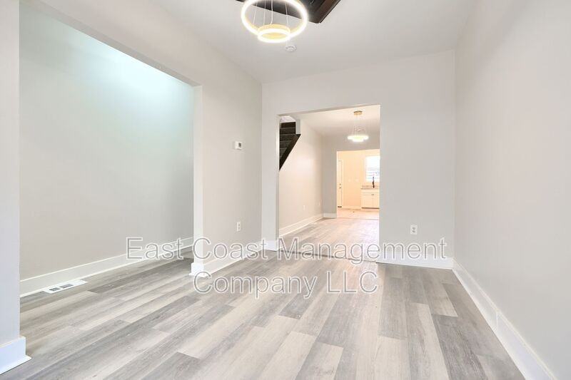 2009 Eagle St - Photo 2 of 32