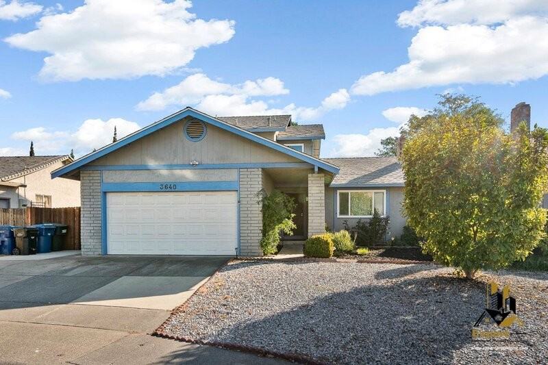 3640 Comanche Way - Photo 2 of 29