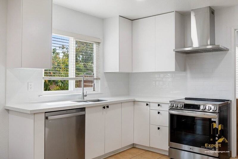 3640 Comanche Way - Photo 7 of 29