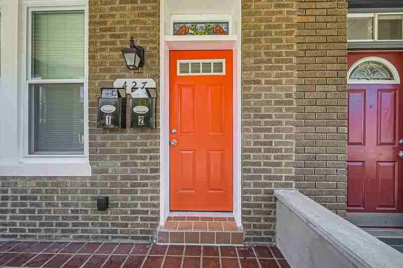 427 Cornwall St - Photo 2 of 17