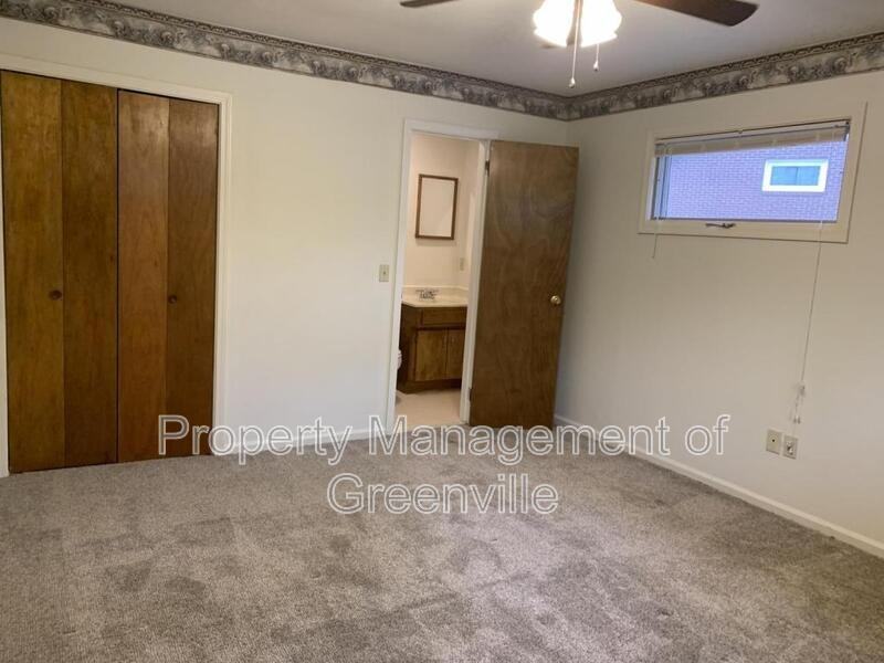 105 Sellwood Cir - Photo 4 of 7