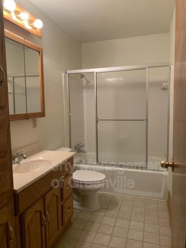 105 Sellwood Cir - Photo 6 of 7