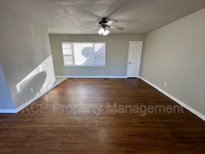 13 Quincy Cir - Photo 3 of 13