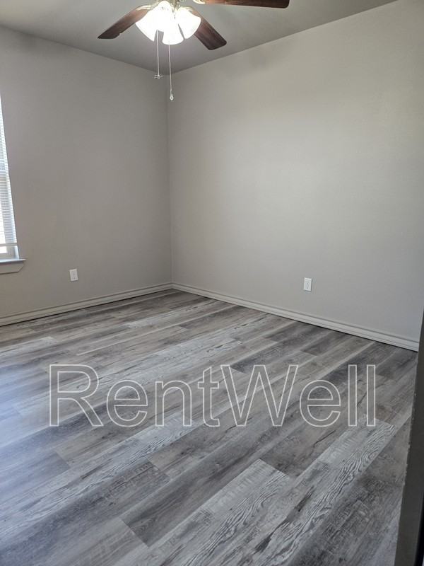 17815 107th St - Photo 6 of 30