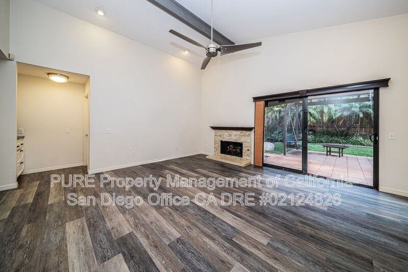 2898 Woodridge Cir - Photo 2 of 28