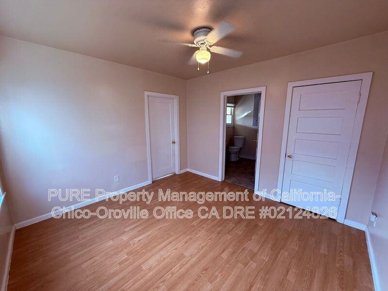1532 Bridge St - Photo 6 of 14