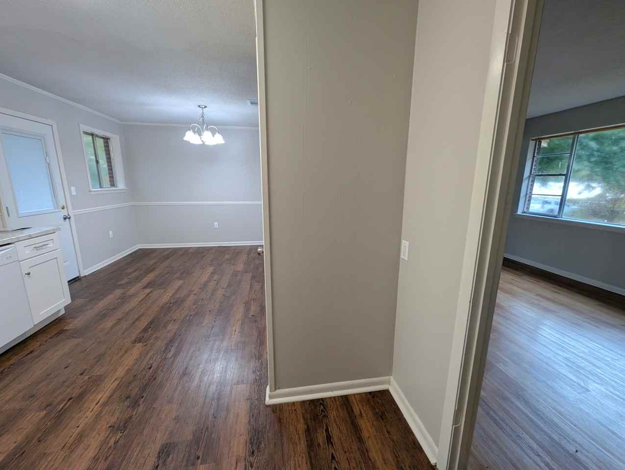 101 Hickory Dr - Photo 6 of 25