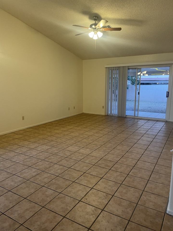 2991 W Sky Ranch Trl - Photo 2 of 26
