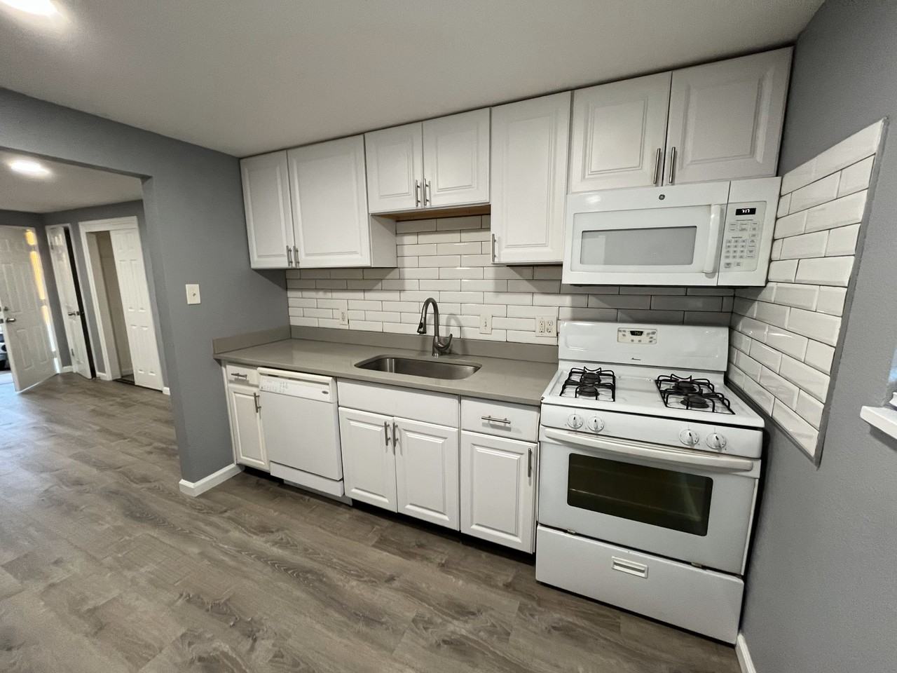 7130 Lowell Blvd - Photo 2 of 13