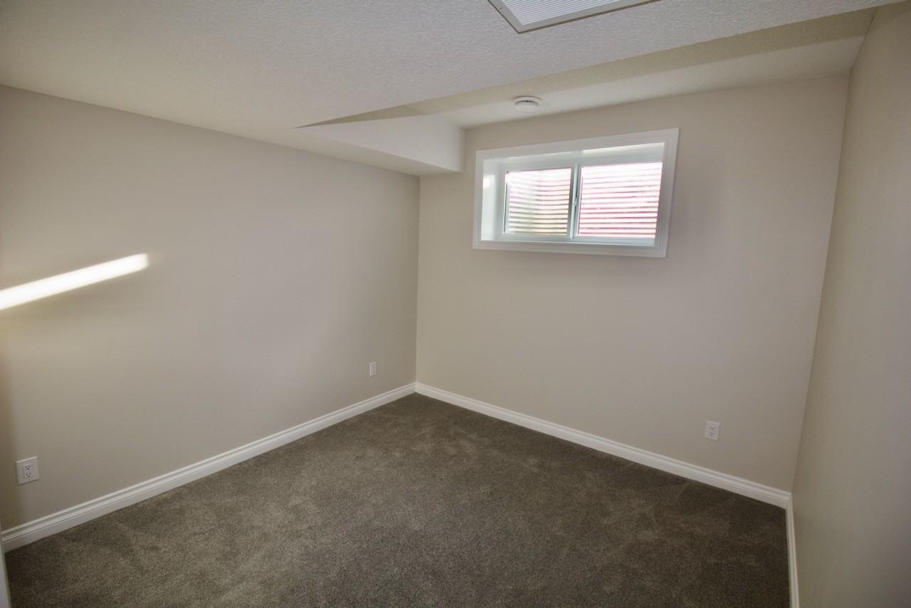 8835 Carson Way Sw Bsmt #Bsmt - Photo 5 of 13