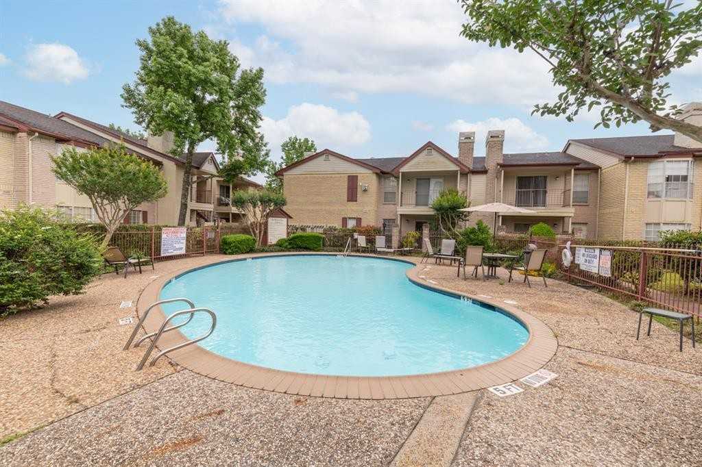 El Paseo - Photo 2 of 8