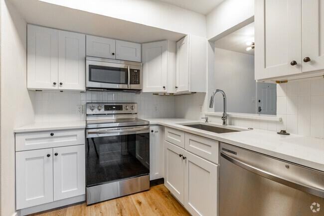 Parkview on Cole - Photo 4 of 10