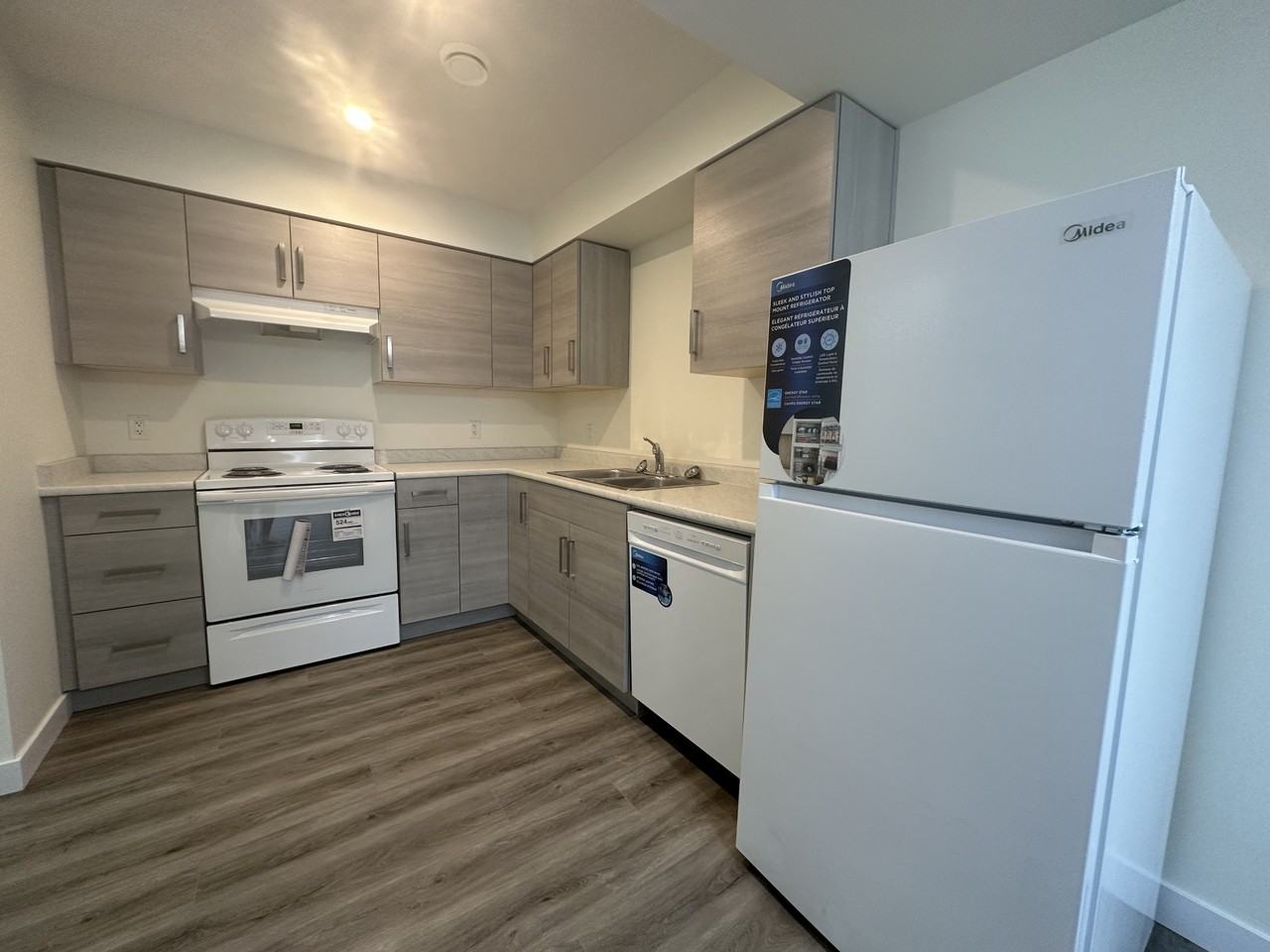 11903 93 St Nw - Photo 6 of 16