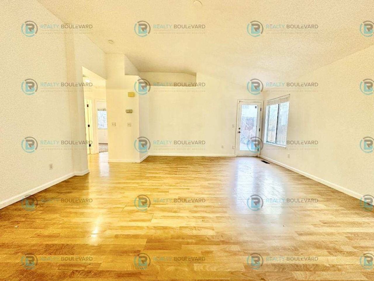 5088 Cassandra Way - Photo 4 of 17