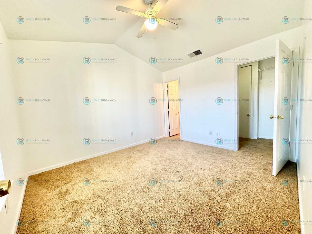200 Talus Way #332 - Photo 3 of 21