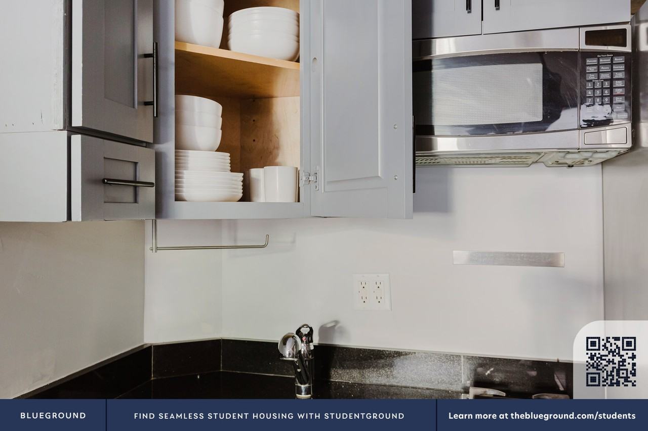 521 E 5th St #1646 - Photo 6 of 14