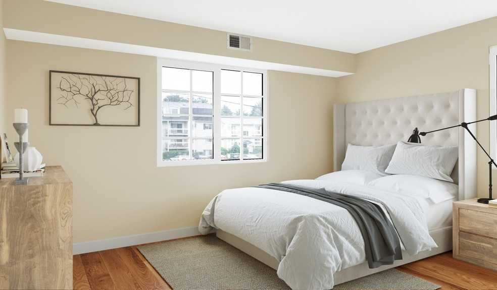 744 North Howard Street - Photo 5 of 8