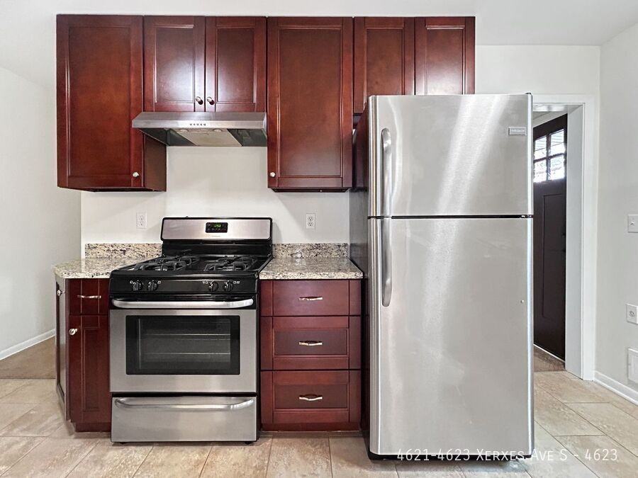 4621 Xerxes Ave S #4623 - Photo 2 of 35